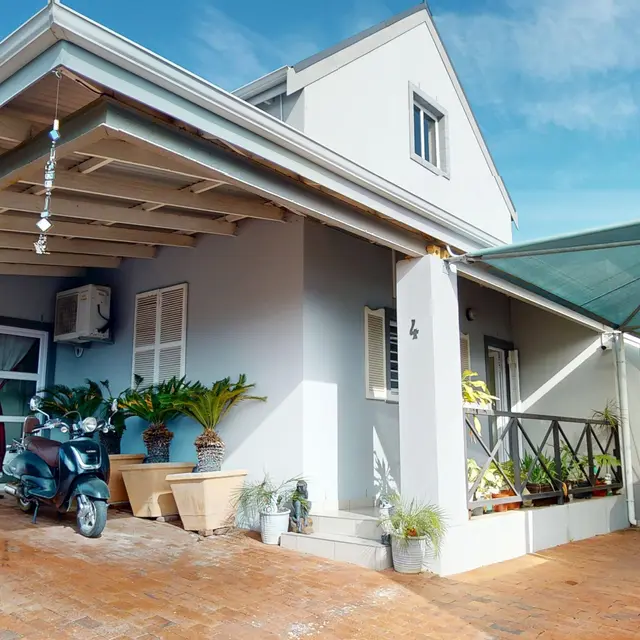 Charming 3 Bedroom Home in Quiet Cul de Sac