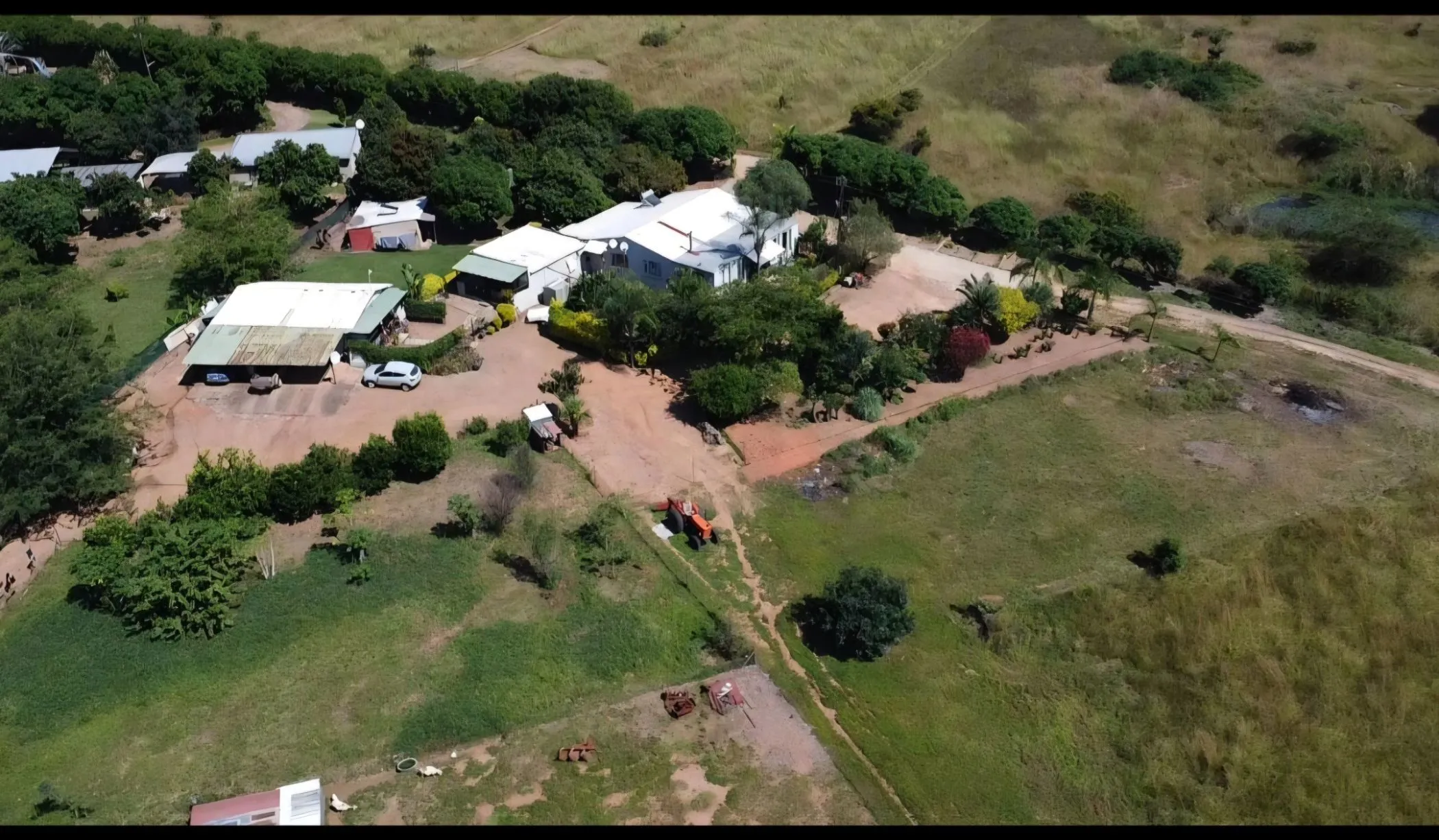 Smallholding for sale in Lushof A H