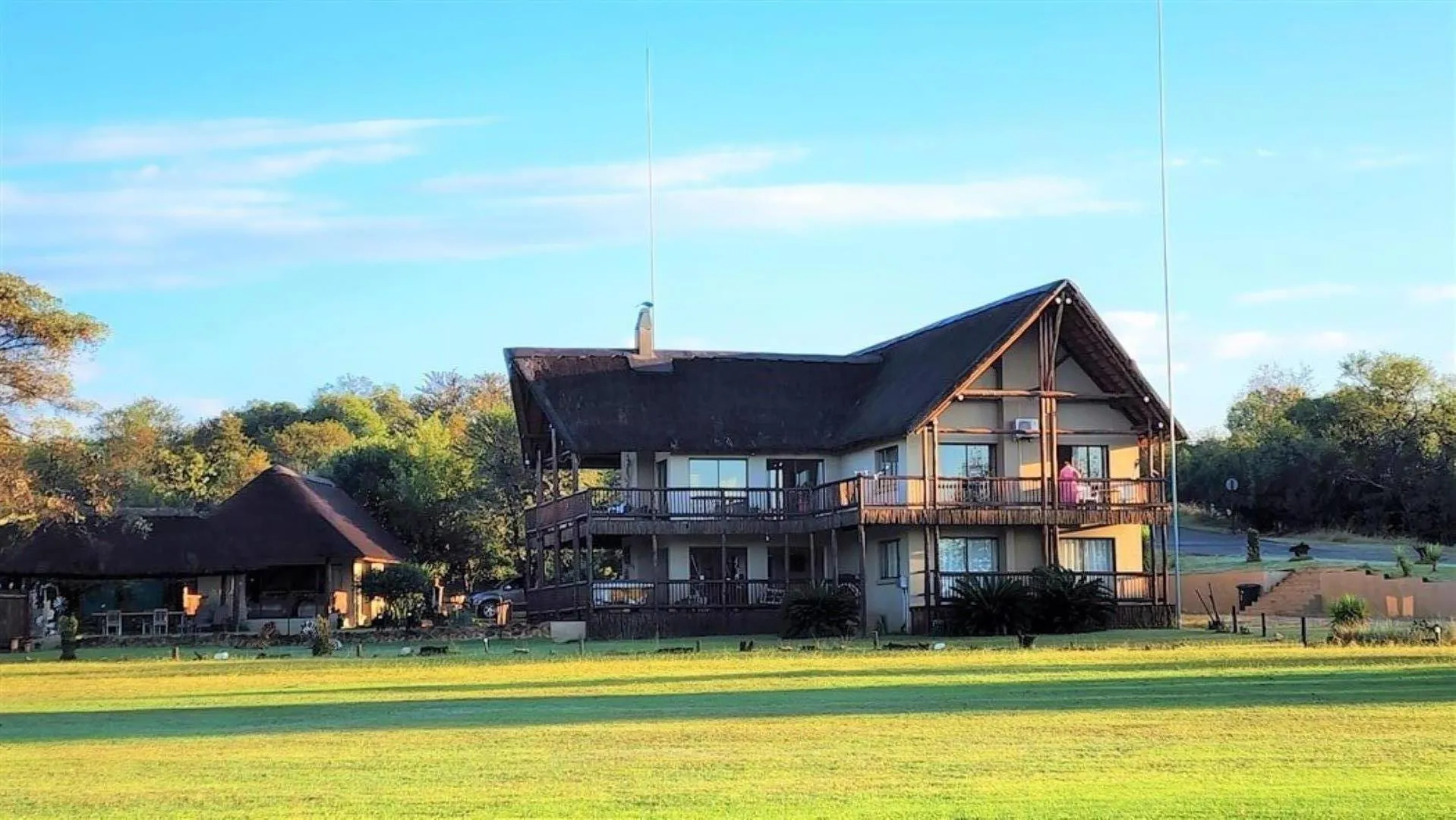 6 Bedroom House for sale in Koro Creek Golf Estate photo 2